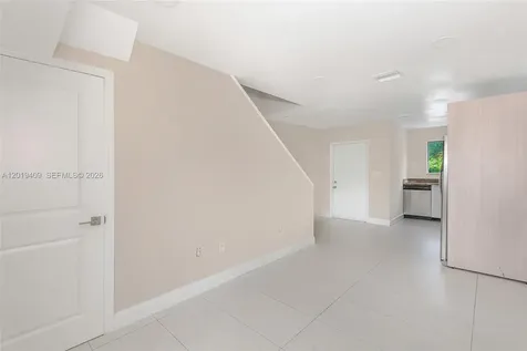811-817 NW 3rd Avenue Fort Lauderdale FL 33311