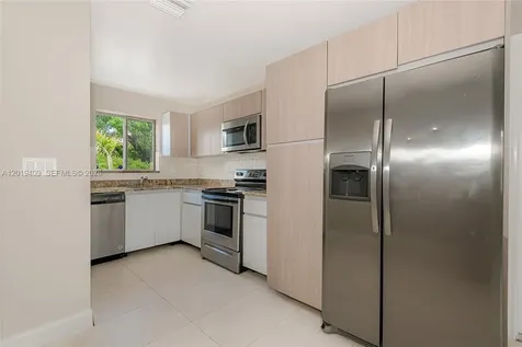811-817 NW 3rd Avenue Fort Lauderdale FL 33311