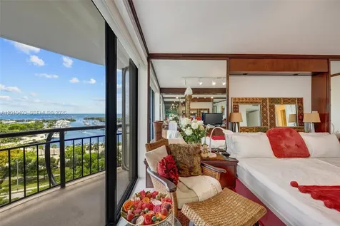 2843 S Bayshore Drive Miami FL 33133