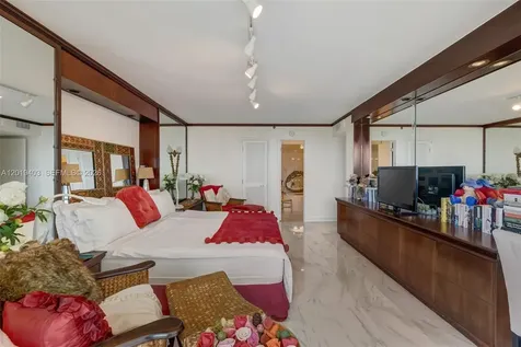 2843 S Bayshore Drive Miami FL 33133