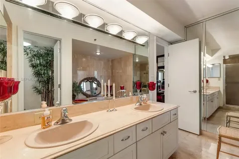 2843 S Bayshore Drive Miami FL 33133