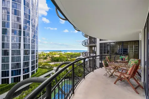2843 S Bayshore Drive Miami FL 33133