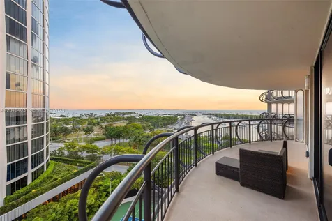 2843 S Bayshore Drive Miami FL 33133