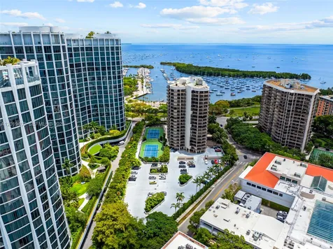 2843 S Bayshore Drive Miami FL 33133