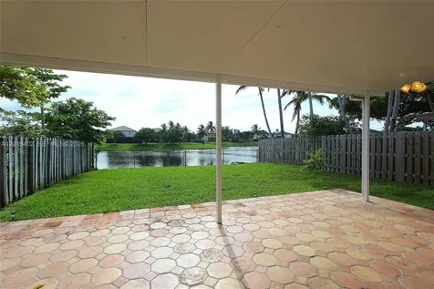 21308 SW 87 Place Cutler Bay FL 33189