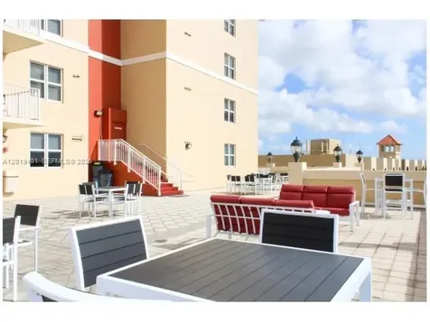 9601 Fontainebleau Boulevard Miami FL 33172