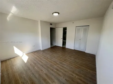 9601 Fontainebleau Boulevard Miami FL 33172