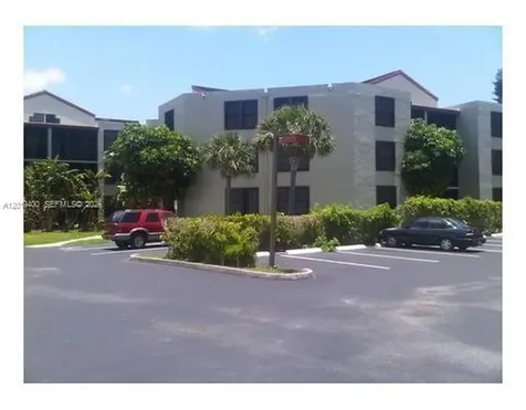 210 Lake Pointe Drive Oakland Park FL 33309