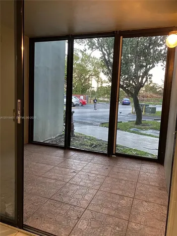 210 Lake Pointe Drive Oakland Park FL 33309