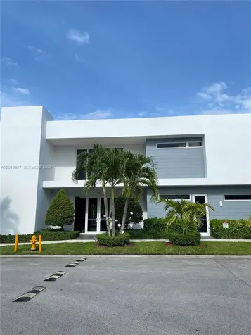 10241 NW 71st Terrace Doral FL 33178