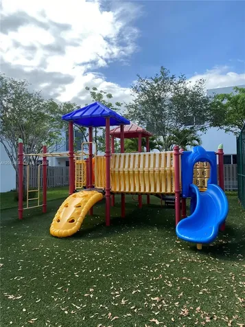 10241 NW 71st Terrace Doral FL 33178