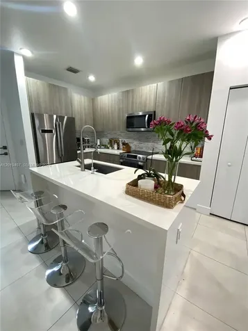 10241 NW 71st Terrace Doral FL 33178