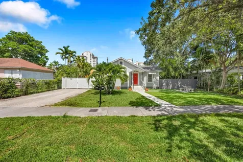 1351 SW 40th Avenue Miami FL 33134