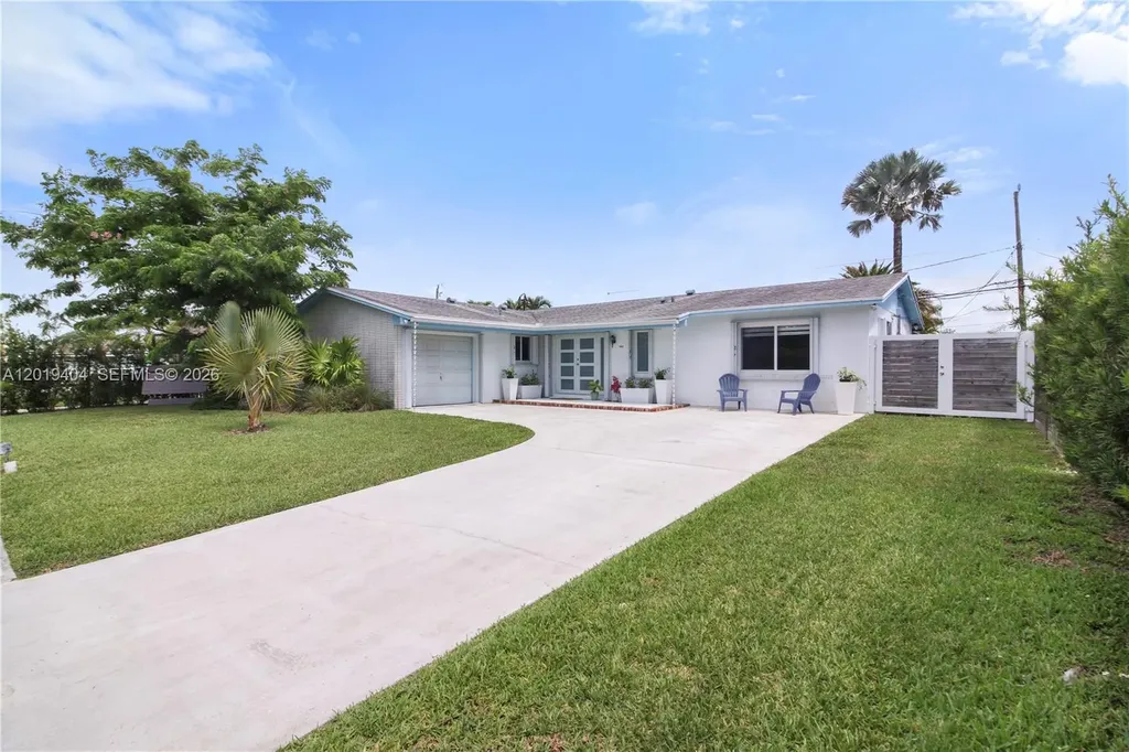 10455 SW 200th Street Cutler Bay FL 33157