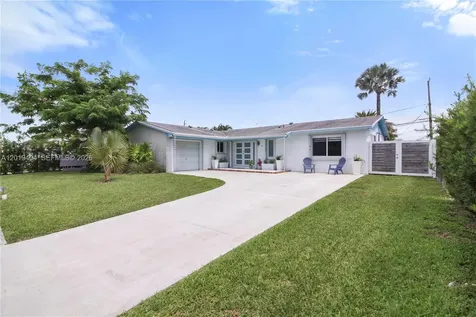 10455 SW 200th Street Cutler Bay FL 33157