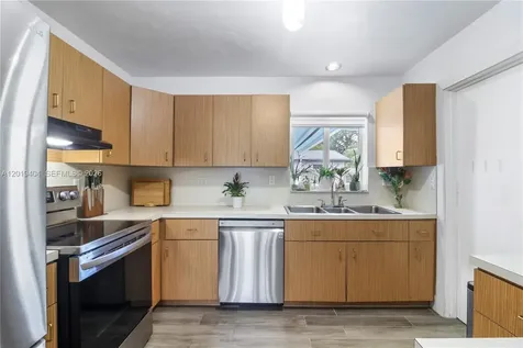 10455 SW 200th Street Cutler Bay FL 33157
