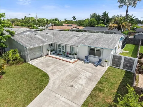 10455 SW 200th Street Cutler Bay FL 33157