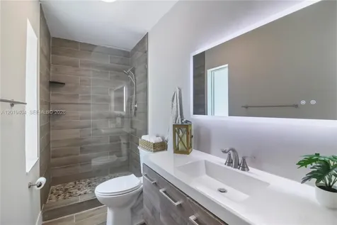 10455 SW 200th Street Cutler Bay FL 33157