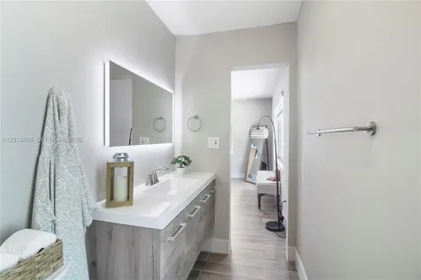 10455 SW 200th Street Cutler Bay FL 33157