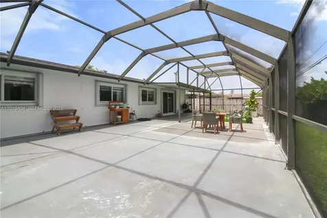 10455 SW 200th Street Cutler Bay FL 33157