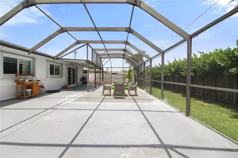 10455 SW 200th Street Cutler Bay FL 33157