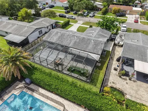 10455 SW 200th Street Cutler Bay FL 33157
