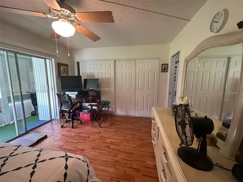 70 Dorchester D West Palm Beach FL 33417