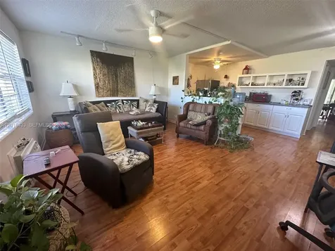 70 Dorchester D West Palm Beach FL 33417
