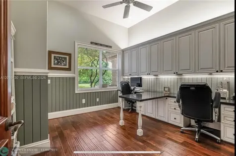 2640 SW 137th Terrace Davie FL 33330