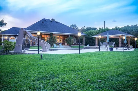 2640 SW 137th Terrace Davie FL 33330