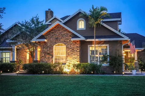 2640 SW 137th Terrace Davie FL 33330