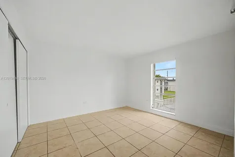 7256 SW 94th Place Miami FL 33173