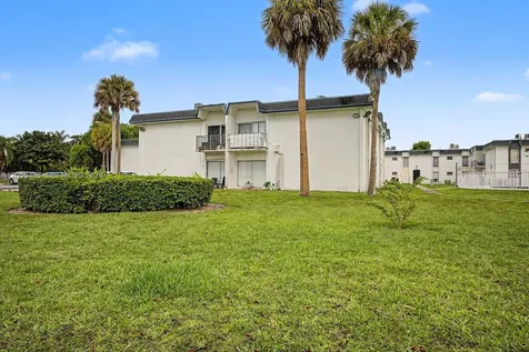 7256 SW 94th Place Miami FL 33173