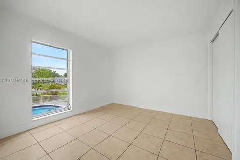 7256 SW 94th Place Miami FL 33173