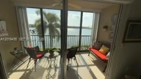 1400 SW 131st Way Pembroke Pines FL 33027