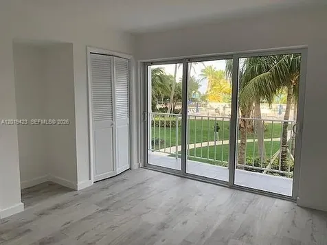 881 Ocean Drive Key Biscayne FL 33149