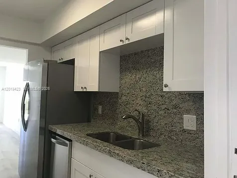 881 Ocean Drive Key Biscayne FL 33149
