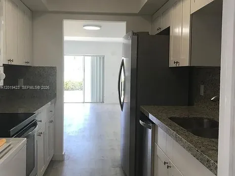 881 Ocean Drive Key Biscayne FL 33149
