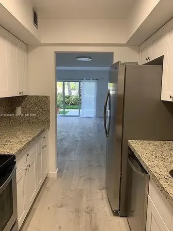 881 Ocean Drive Key Biscayne FL 33149