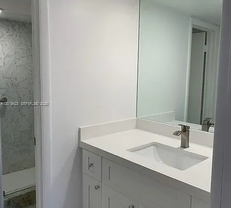 881 Ocean Drive Key Biscayne FL 33149