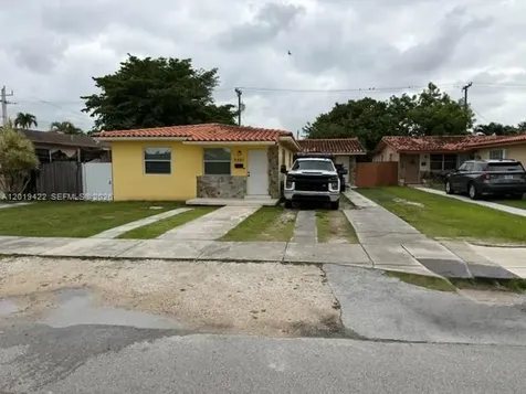 9385-9387 SW 37th Street Miami FL 33165