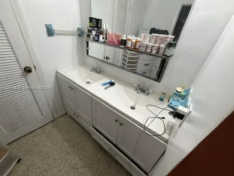 9385-9387 SW 37th Street Miami FL 33165