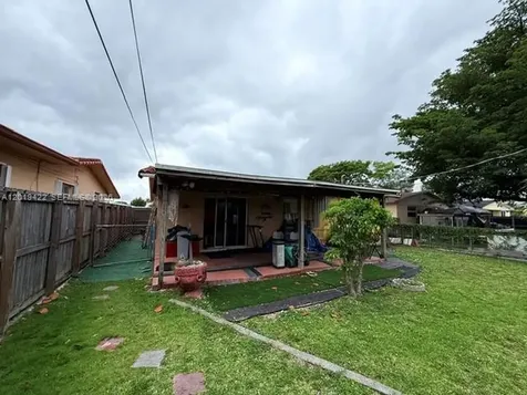 9385-9387 SW 37th Street Miami FL 33165