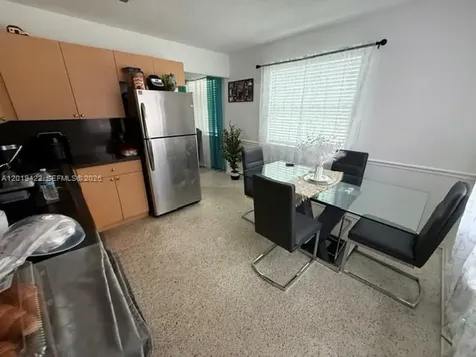 9385-9387 SW 37th Street Miami FL 33165