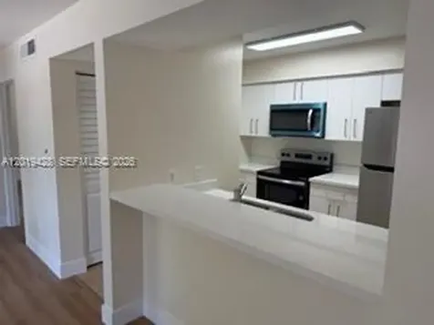 610 S Park Road Hollywood FL 33014
