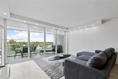 5700 Collins Avenue Miami Beach FL 33140