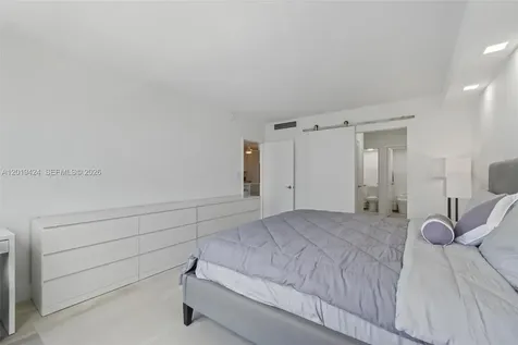 5700 Collins Avenue Miami Beach FL 33140