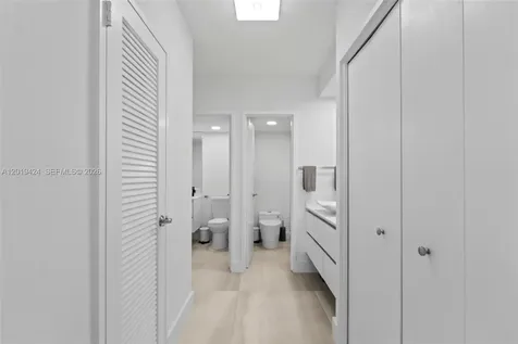 5700 Collins Avenue Miami Beach FL 33140