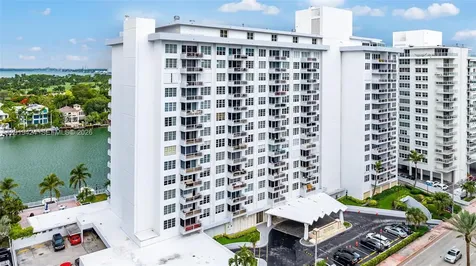 5700 Collins Avenue Miami Beach FL 33140