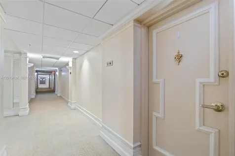 5700 Collins Avenue Miami Beach FL 33140